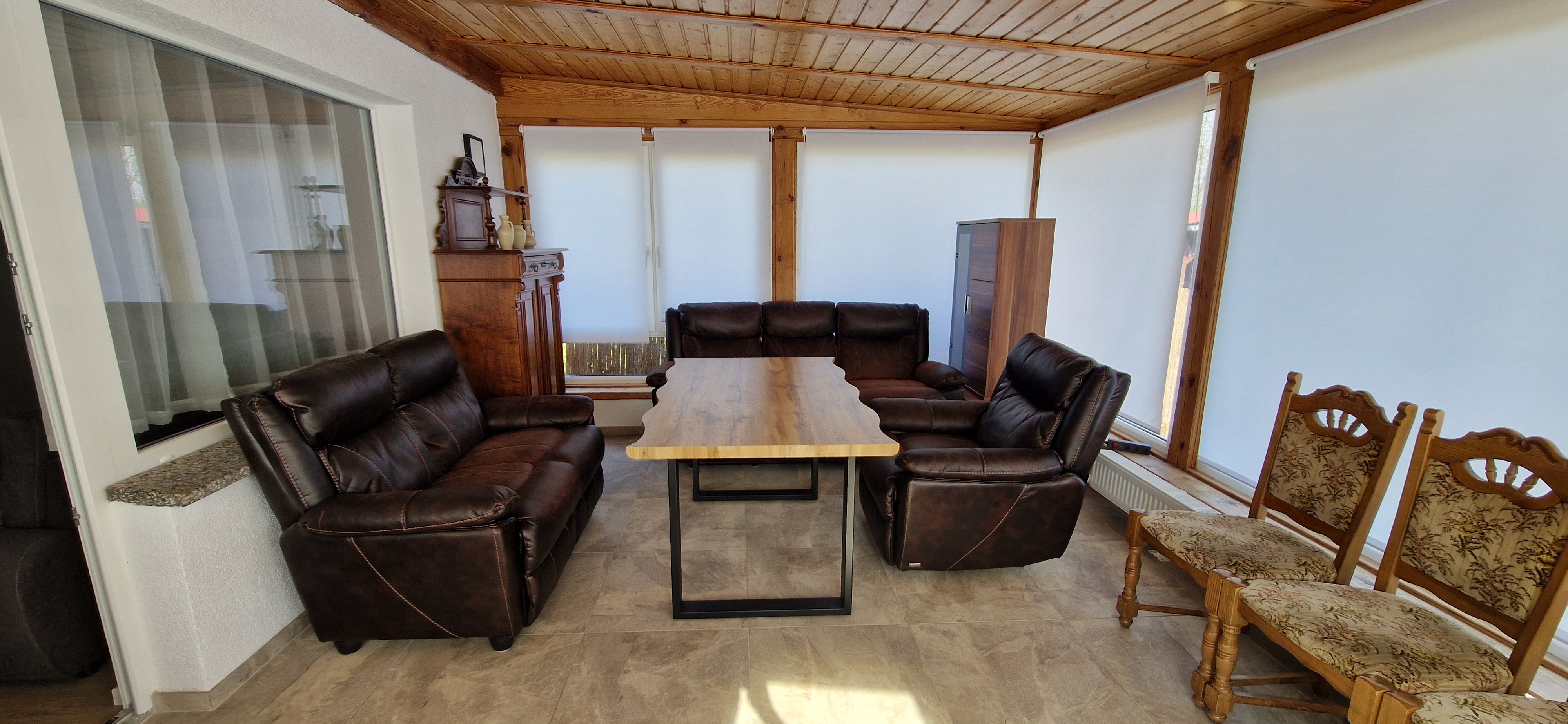 Wintergarten mit Blick ins Grüne